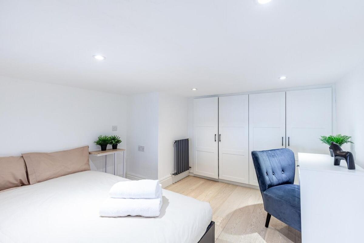 Two Bedroom Flat Next To Paddington St * Londres